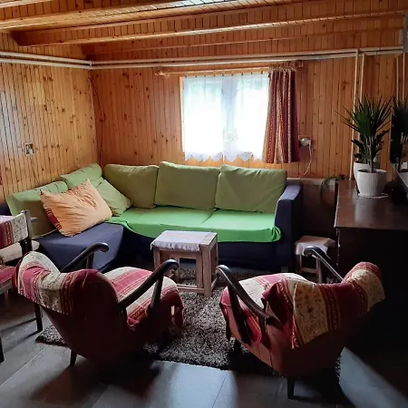 Fleurs De Myto Dovolenkový dom *